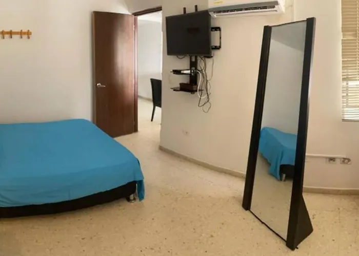 Oferta frente a la playa Cartagena . En, Sp, It.